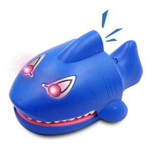 משחק נשיכת יד עם קולות - כריש